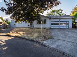 1420 NW El Dorado Ct, Roseburg, OR 97471