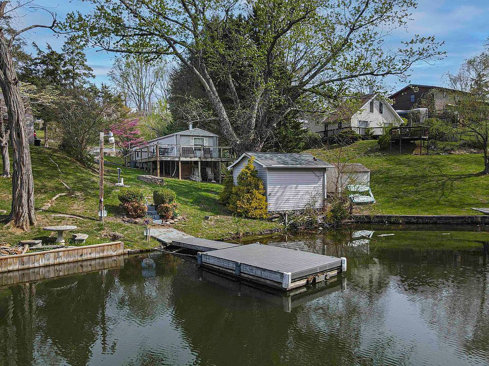 1st image of 6825 Beach Dr