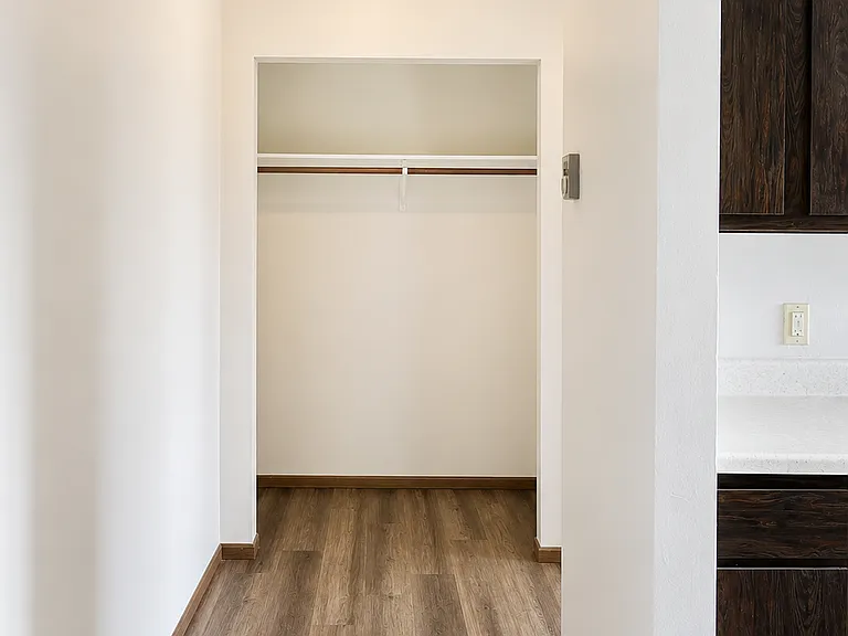 Riverine Apartments — Photo 17