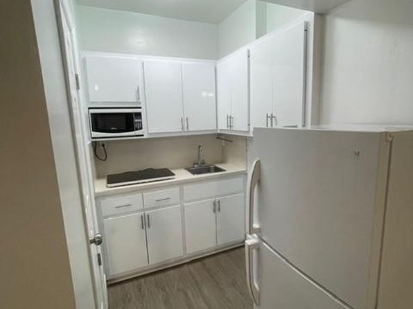 (undisclosed Address)