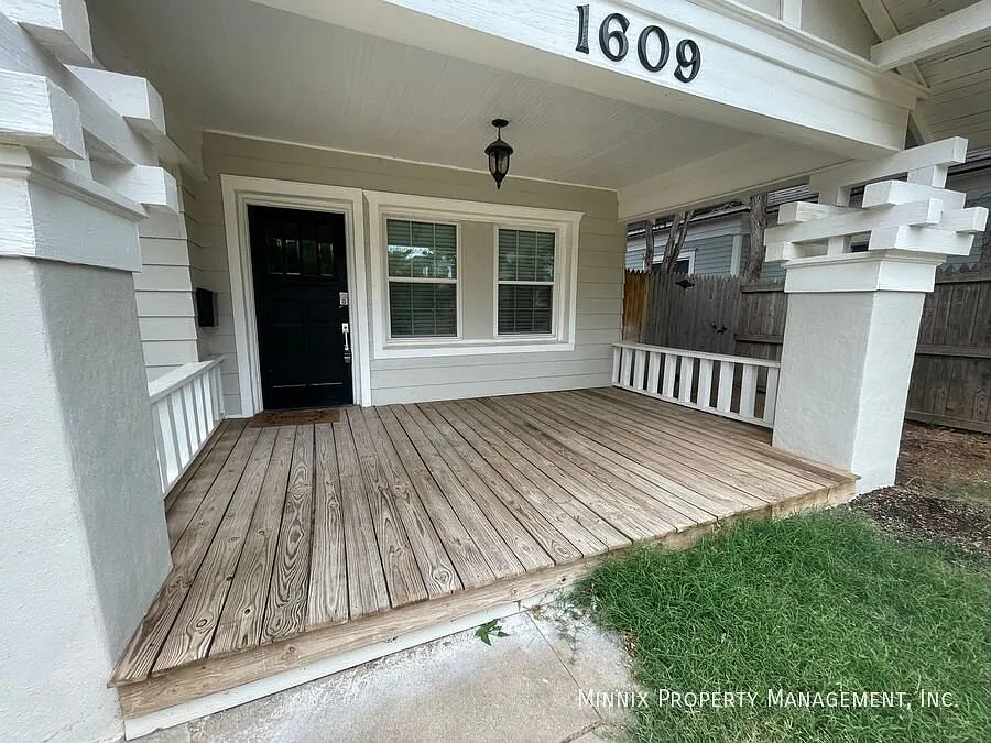 3 Bedroom/ 2 Bath | 1609 S. Taylor St. — Photo 2
