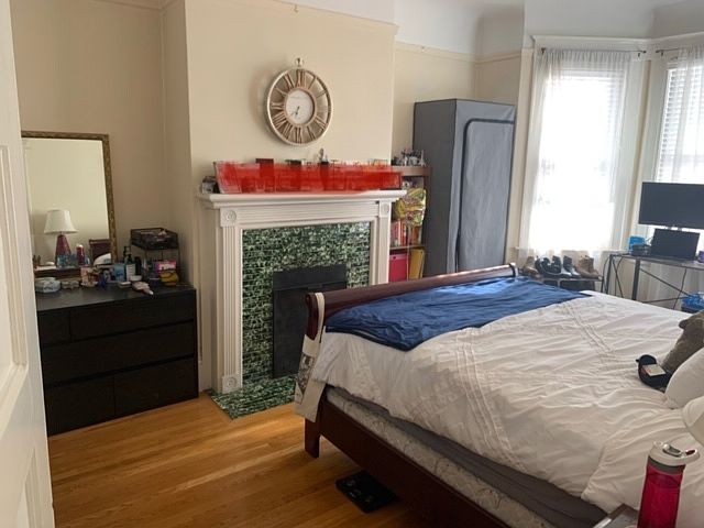 front bed room 2