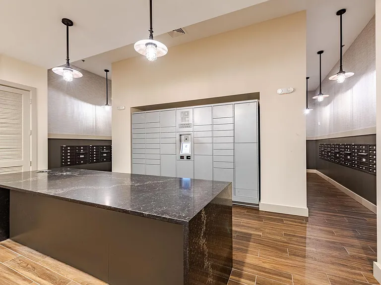The Edison Lofts Apartments — Photo 24