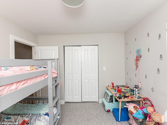 4th image of 3570 W Dickens Ave #1127