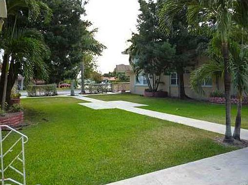 2nd image of 1633 N Treasure Dr #C1