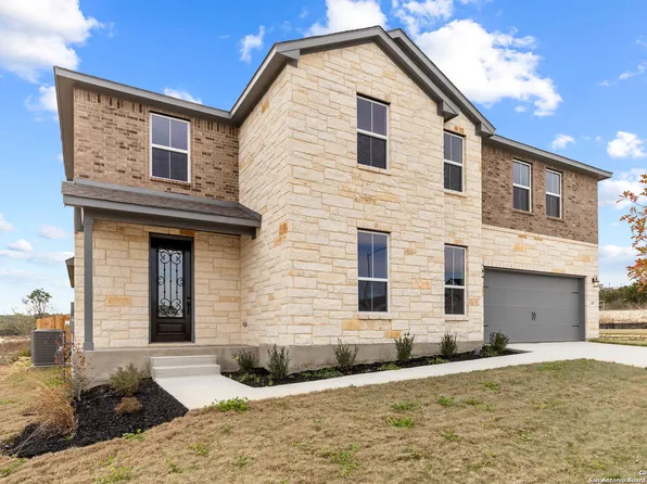 187 Mason Lane, Castroville, TX 78009