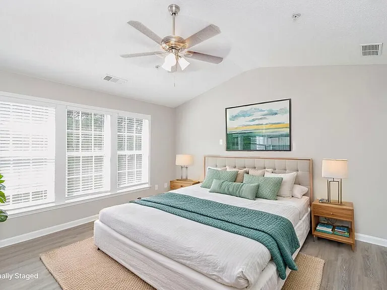 191 Regent Pl — Photo 13