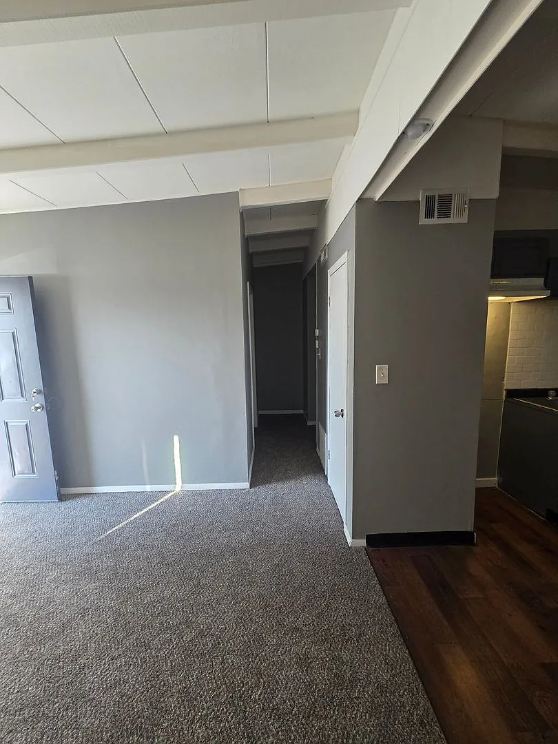 Recently Updated 3BD/1BA — Photo 4