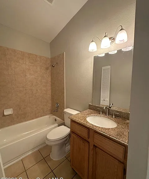 1100 Ipswich St NW — Photo 9