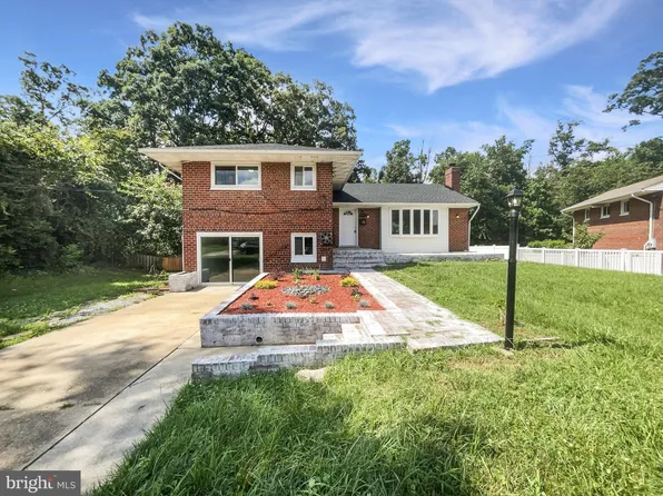 5716 Glenmullen Pl, Alexandria, VA 22303