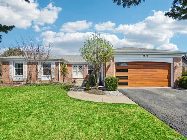 1655 Marie Ln, Glenview, IL 60025