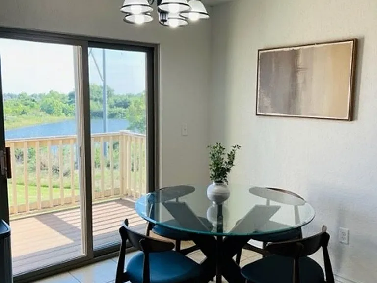 Prairie Breeze Townhomes — Photo 17