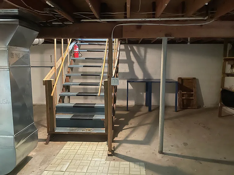 2608 Hanover St — Photo 19