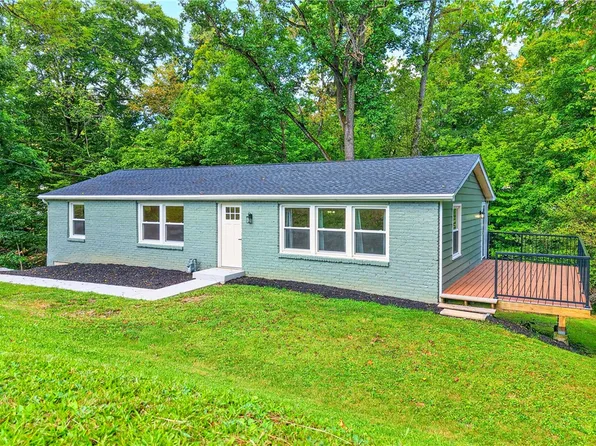 11083 Bouldin Rd, Irwin, PA 15642