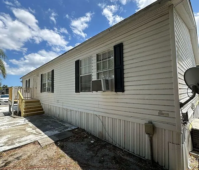 11832 Leeward Pl — Photo 31