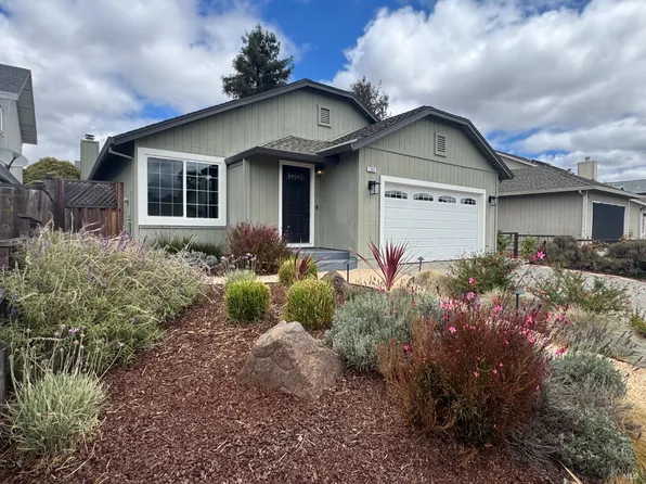 1366 Marigold Place, Rohnert Park, CA 94928