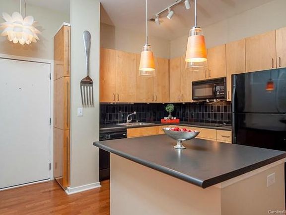 4th image of 2125 Southend Dr APT 310