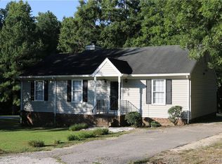 11501 Sunfield Dr, Midlothian, VA 23112