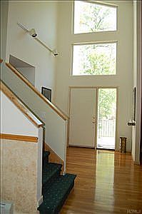 5th image of 30 Amalfi Dr