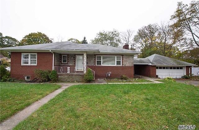 1st image of 36 Crescent Dr