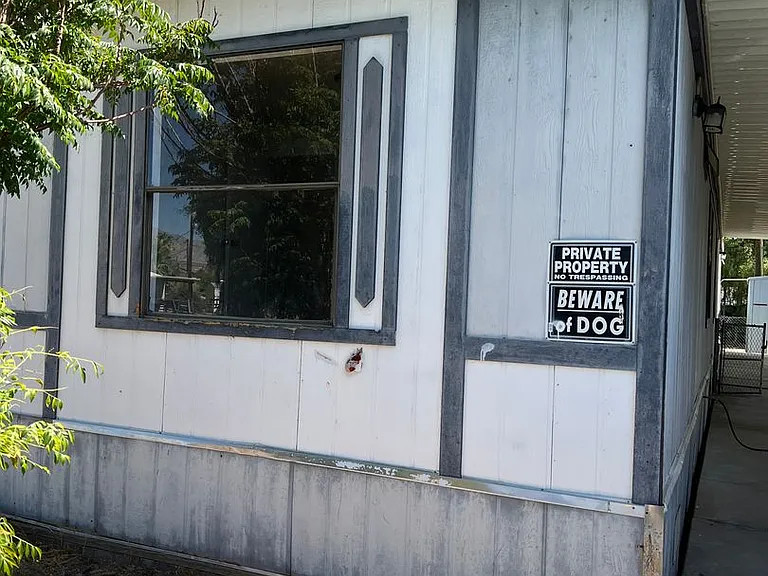 2080 Sweetwater Dr — Photo 1