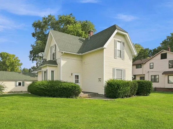 1103 Summit St, New Haven, IN 46774