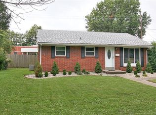 1112 Windsor Dr, Jeffersonville, IN 47130