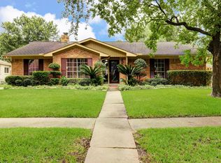 9103 Pontiac Dr, Houston, TX 77096