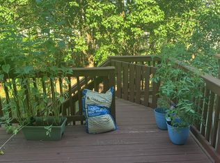 14102 Oakpointe Dr, Laurel, MD 20707