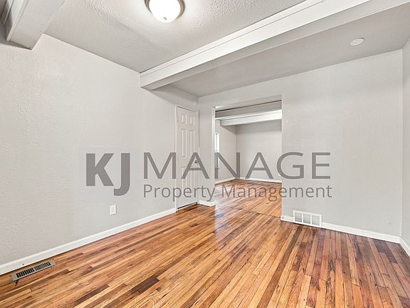 5th image of 7528 Hudson Ave
