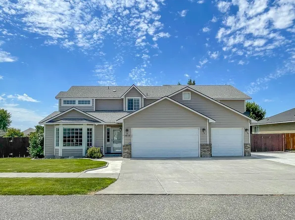 4808 Hilltop Dr, Pasco, WA 99301