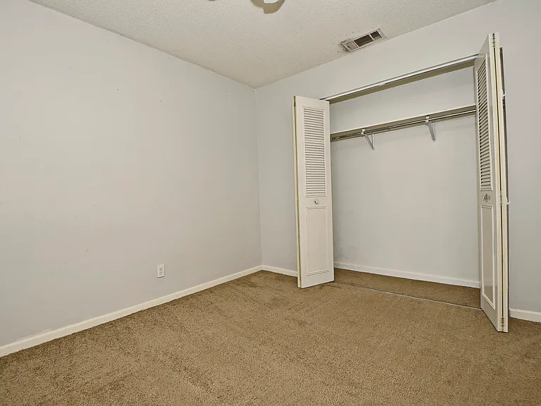 815 2nd St #A — Photo 23