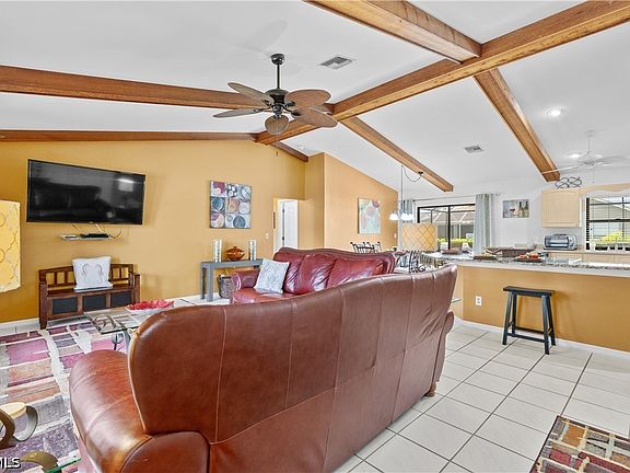 2nd image of 1538 SW 49th St