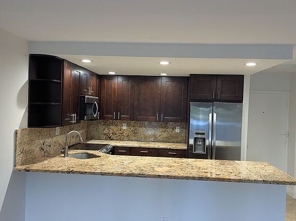 550 Bayshore Dr APT 310