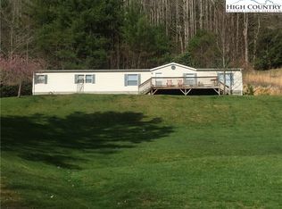 369 Arvil Greer Rd, Vilas, NC 28692