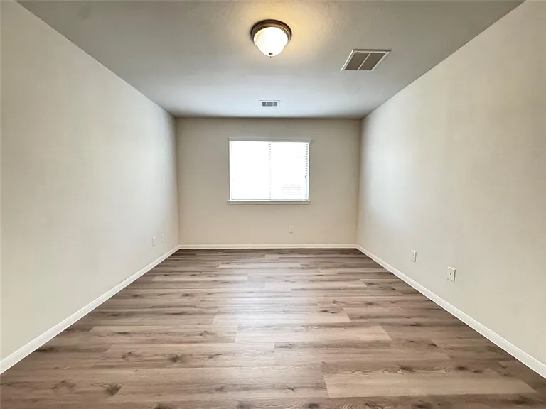 3010 Overbrook Meadow Ln — Photo 20