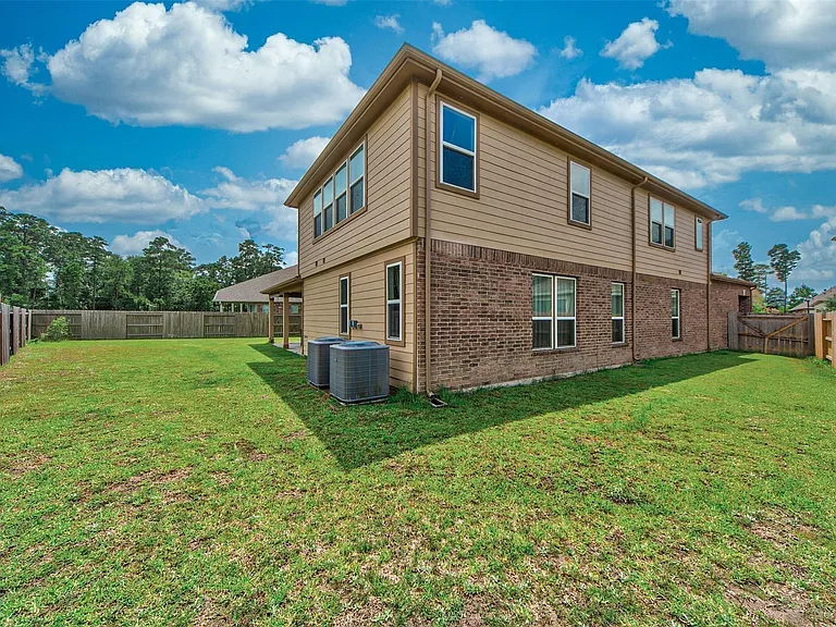15406 Easton Gate Ln — Photo 41