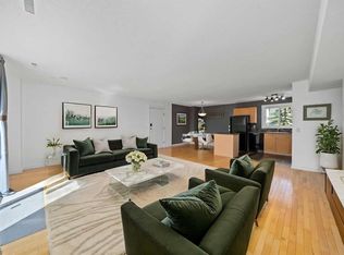 1540 E 29th St NW #804, Calgary, AB T2N4M1