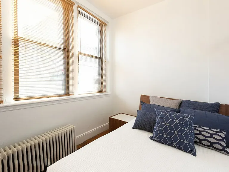 75 2nd Ave #1A — Photo 15