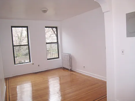 290 Clinton St #4D — Photo 2