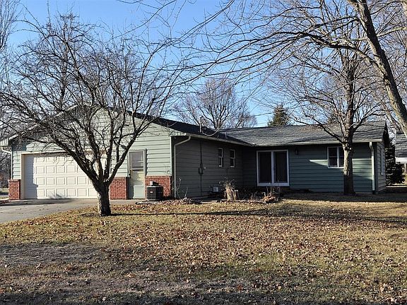 2nd image of 621 E Terrace Dr