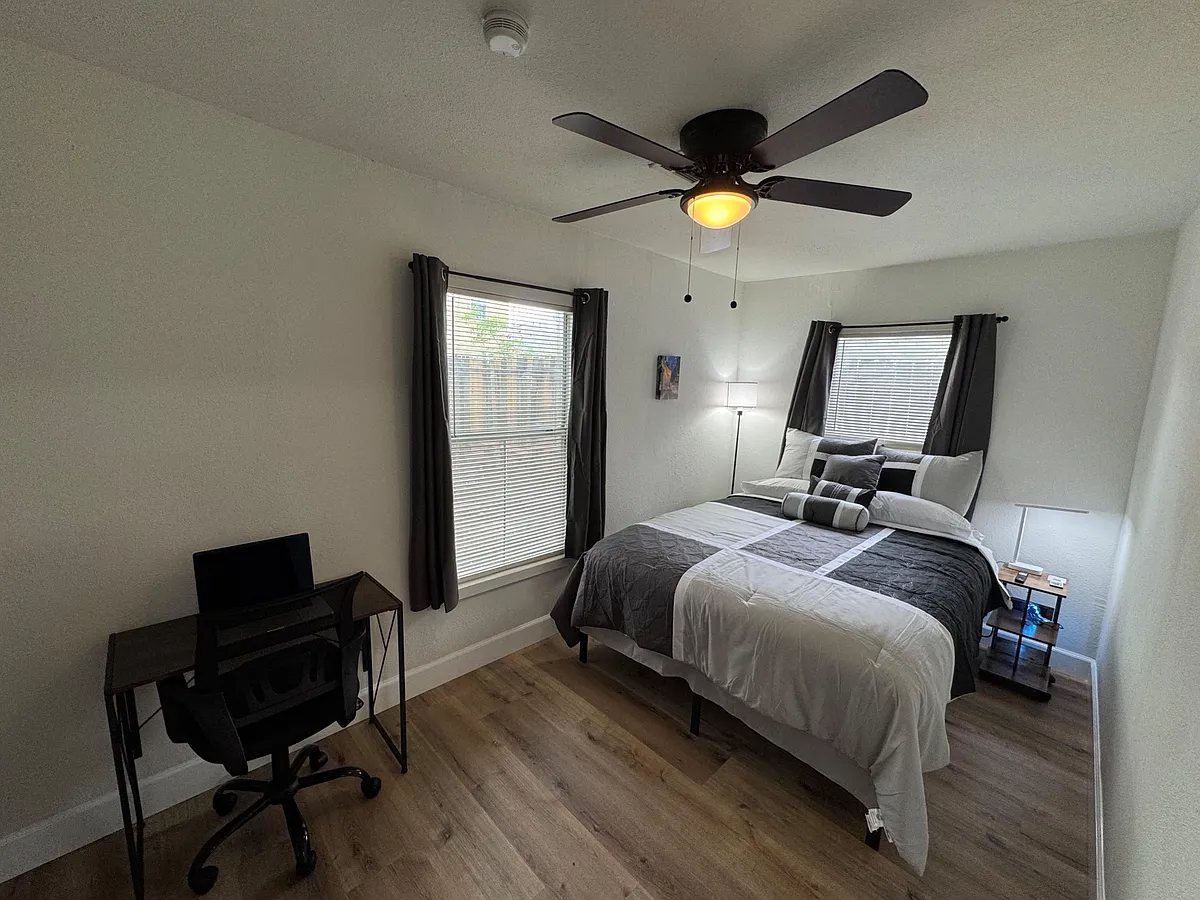 Lots of space for your stuff - Hogue St