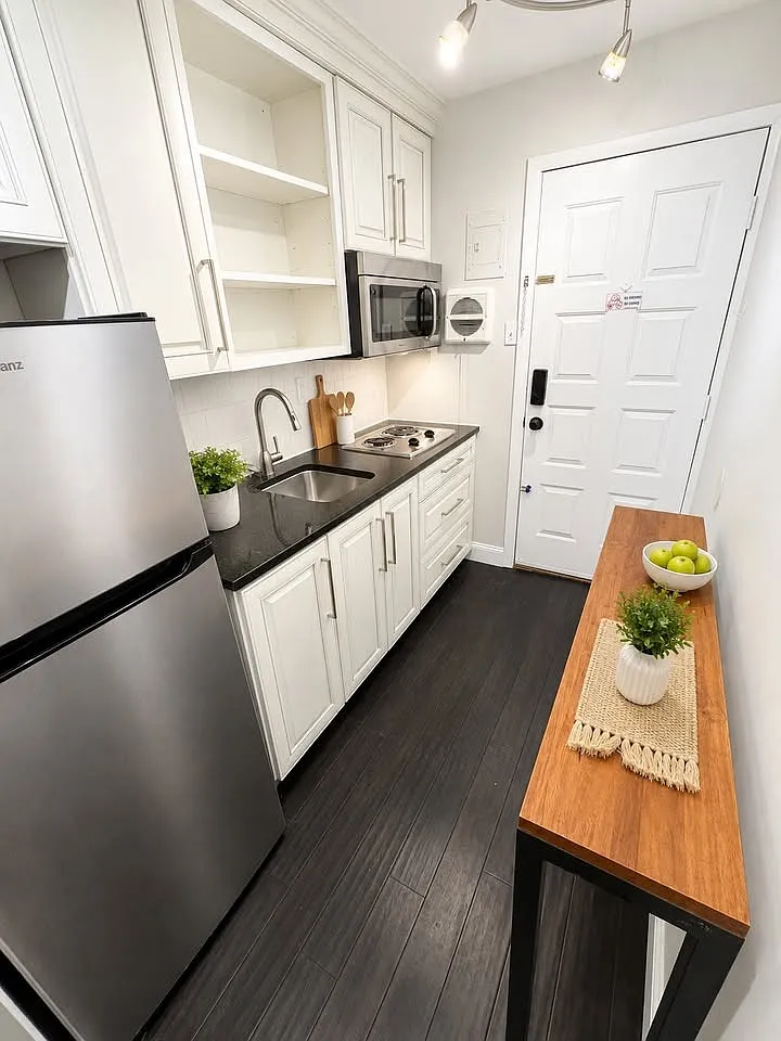1 bed, 600 sqft, $1,295 — Photo 3