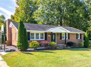 4027 Bluebonnet Dr, Greensboro, NC 27407