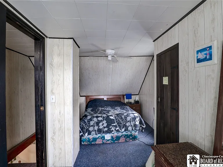 2372 Lakeside Dr — Photo 5