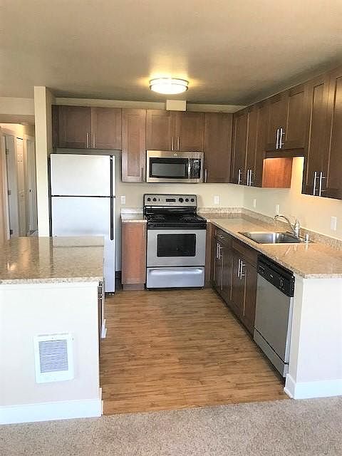 1st image of 13702 NE 9th Pl Unit 11-215