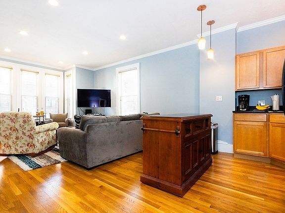 5th image of 5 Beale St Suite 1