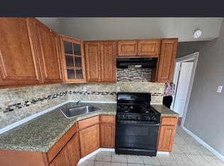 146 Hedden Ter #3A, Newark, NJ 07108