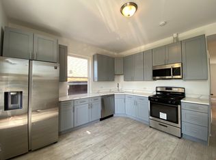 2125 W Devon Ave #2, Chicago, IL 60659