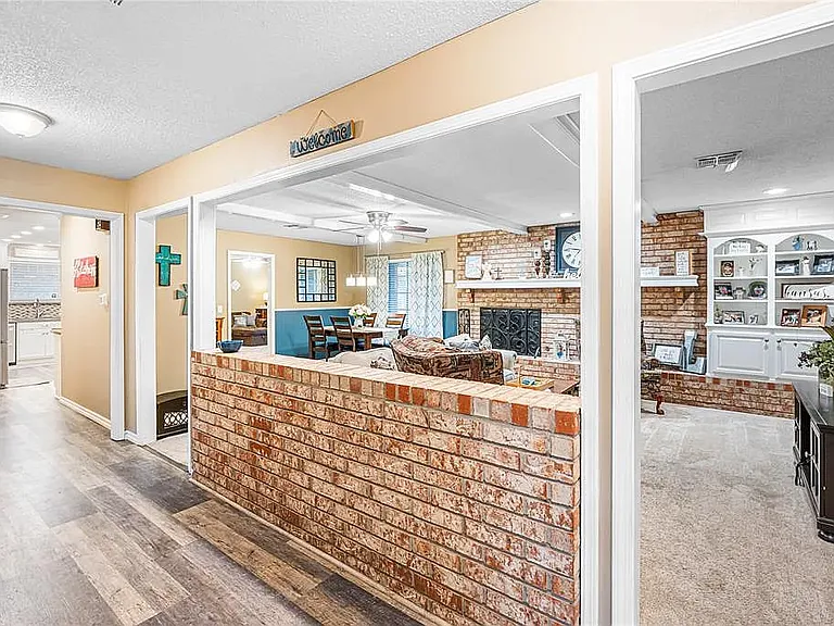 11521 Carriage Dr — Photo 10